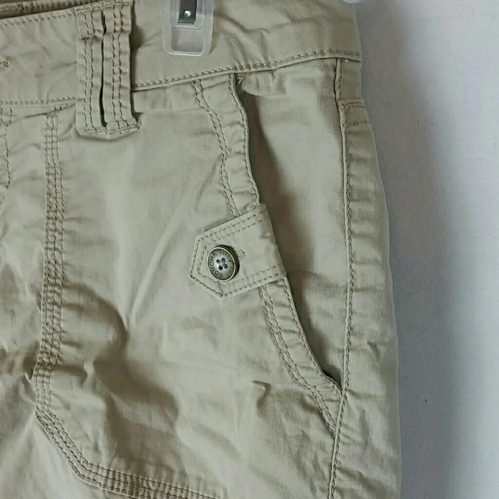 SONOMA l Cargo Khaki Stretch Shorts Mid Rise B2 - Picture 2 of 6